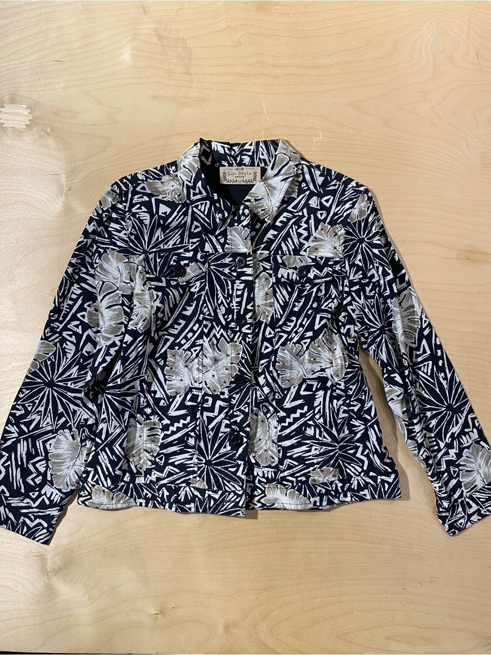Life Style Blue & White Floral-Print Lightweight Jacket PL (RZ)